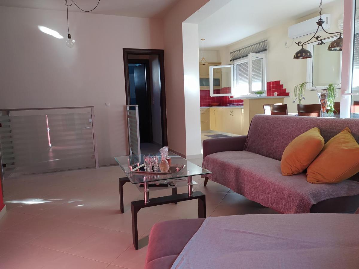 Holiday Lefkas Moonlight Luxury Appartments นิเกียนา ภายนอก รูปภาพ