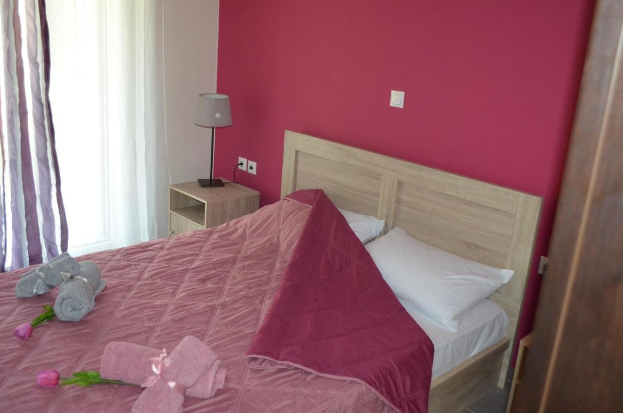 Holiday Lefkas Moonlight Luxury Appartments นิเกียนา ภายนอก รูปภาพ