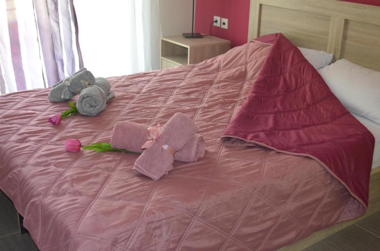 Holiday Lefkas Moonlight Luxury Appartments นิเกียนา ภายนอก รูปภาพ